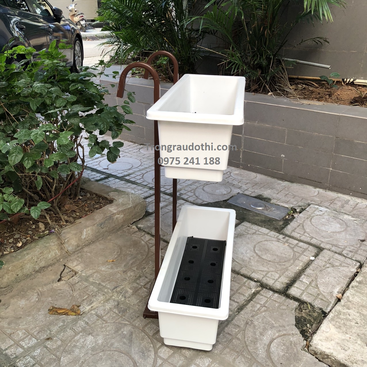 Móc treo ban công 2 tầng màu nâu - Ảnh 1